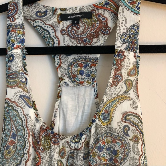 Paisley breezy layered tank top- size small - Picture 4 of 6